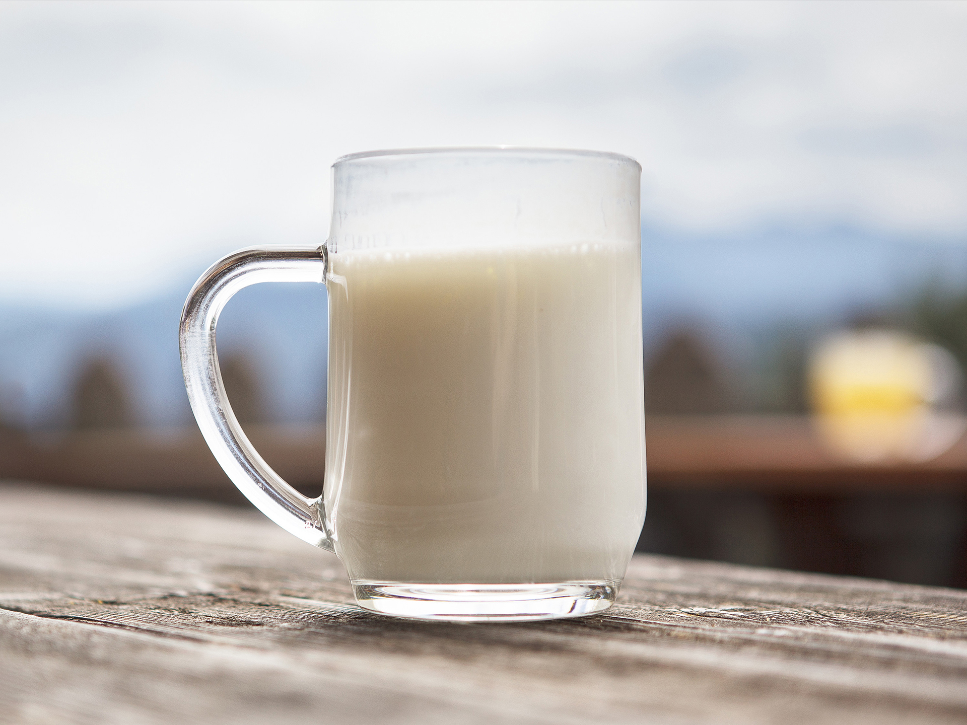 Buffalo-Cow-Milk