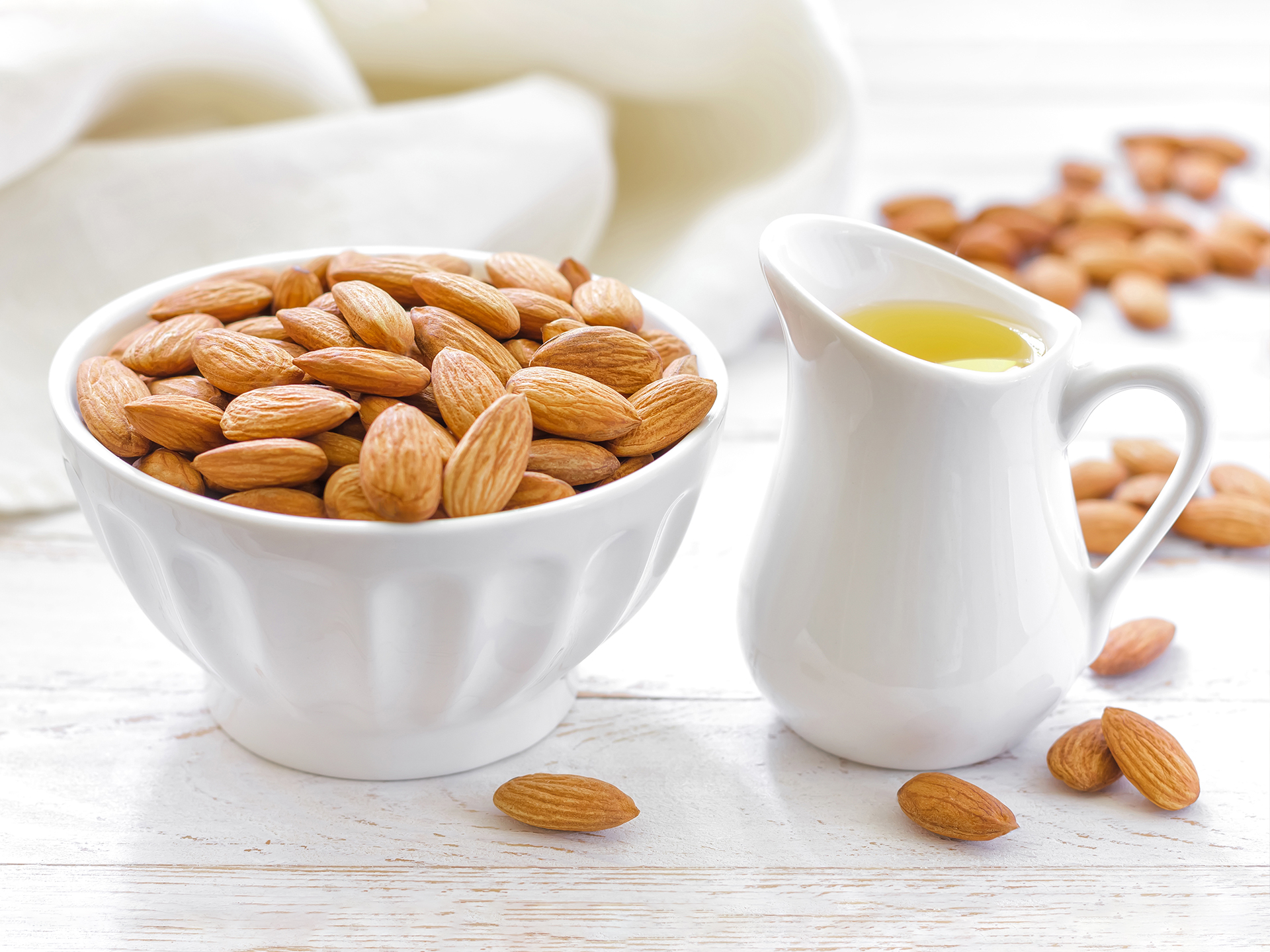 Oil-Almond