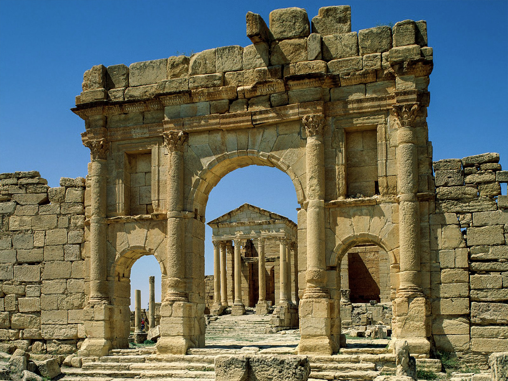 Карфаген в древности. Руины Карфагена Тунис. Развалины Карфагена в Тунисе. Древний город Карфаген в Тунисе. Руины древнего города Карфаген.